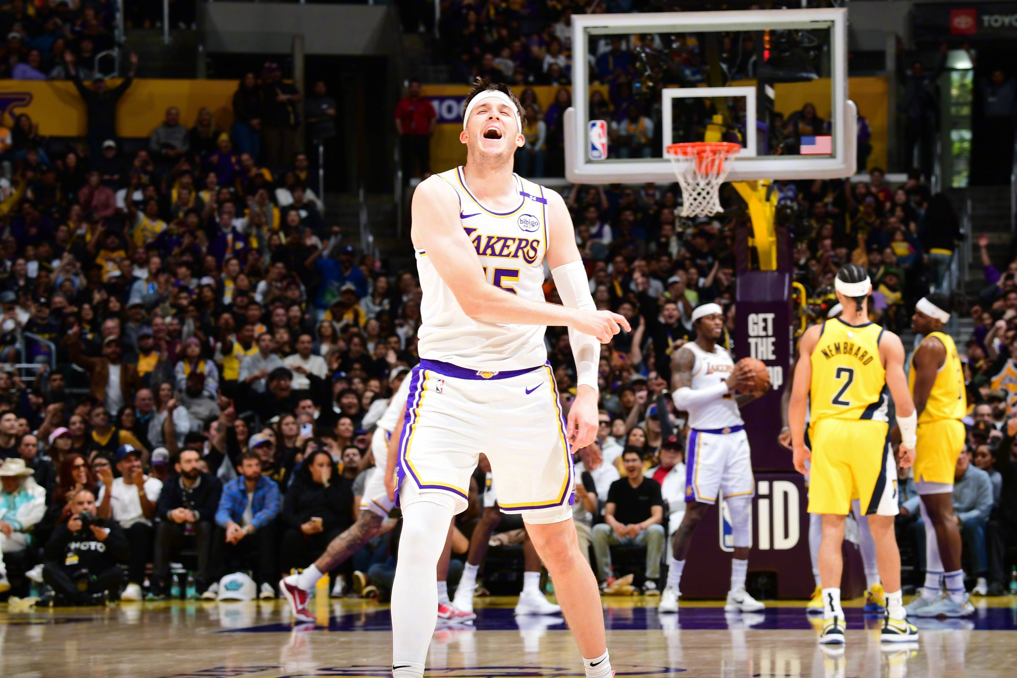 关于湖人新秀快攻打法频频得手,助球队轻松胜利的信息 关于湖人新秀快攻打法频频得手,助球队轻松胜利的信息