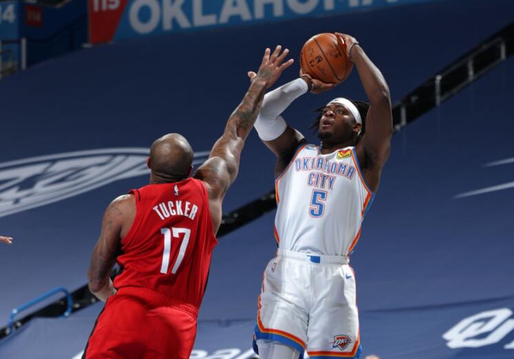 奥拉迪波单局轰下分带队晋级 奥拉迪波单局轰下分带队晋级