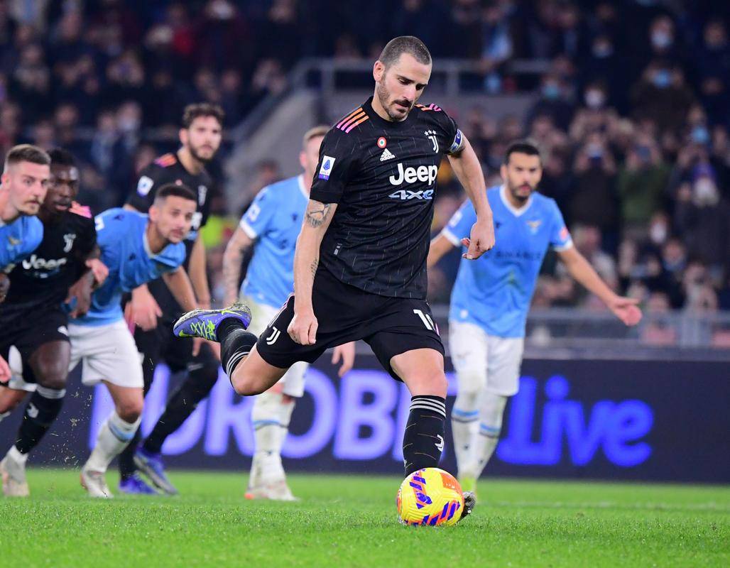 拉齐奥在客场遭遇困难,球队需调整阵容 拉齐奥在客场遭遇困难,球队需调整阵容