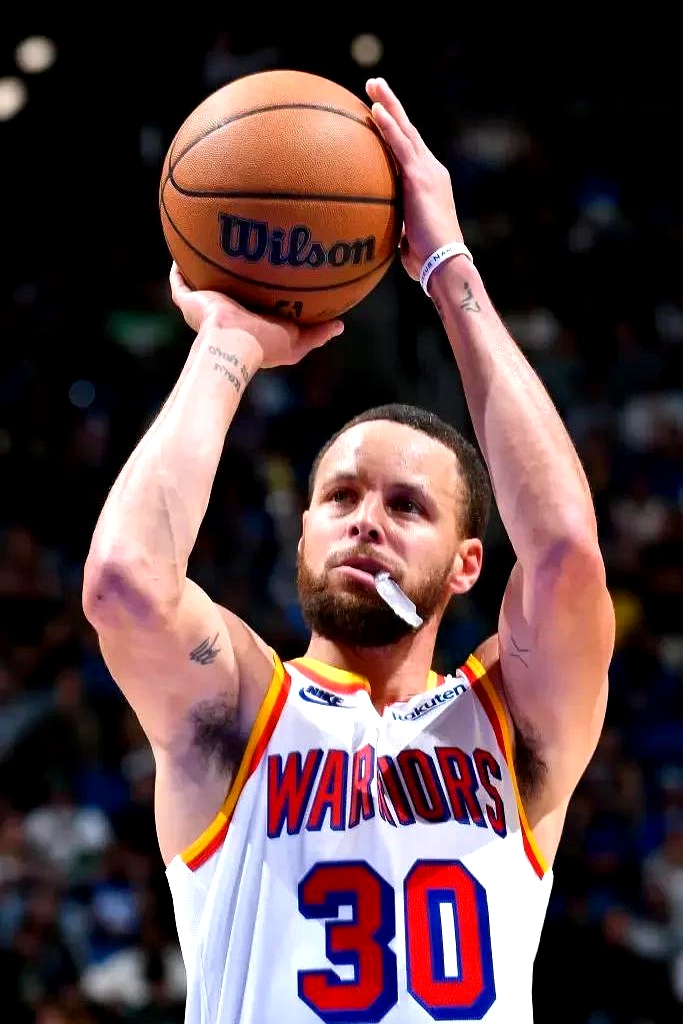 勇士逆转背靠背赢国王 勇士逆转背靠背赢国王