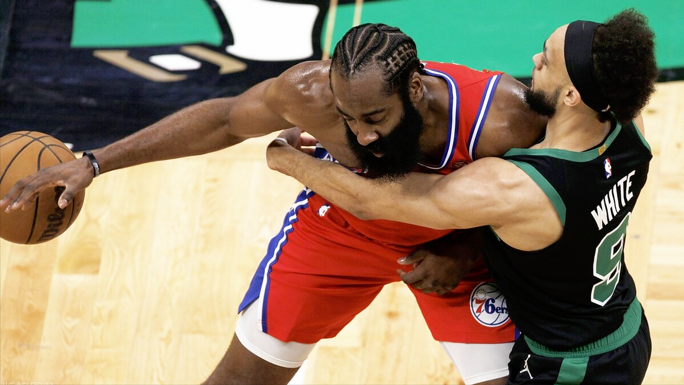 火箭客场险胜凯尔特人,哈登砍下40分 火箭客场险胜凯尔特人,哈登砍下40分