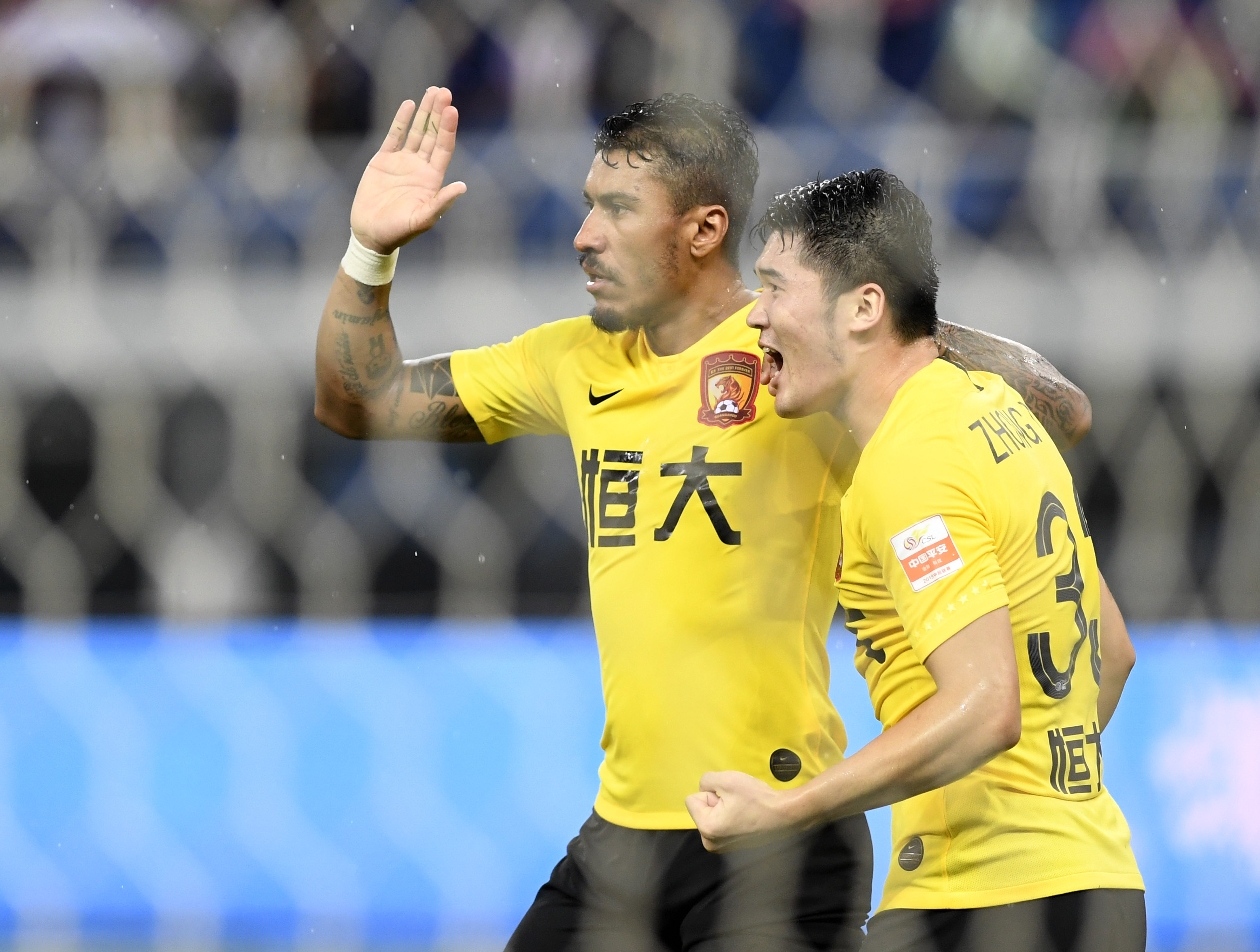 2021赛季中超第一阶段竞赛结束,广州恒大获得冠军 2021赛季中超第一阶段竞赛结束,广州恒大获得冠军