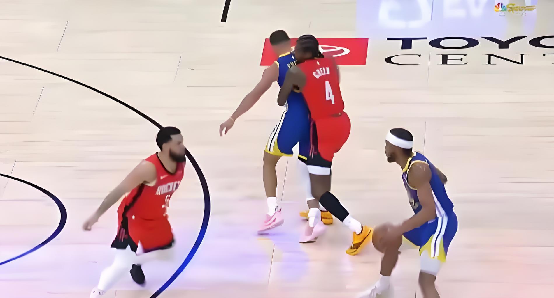 勇士遭遇四连败,库里状态低迷 勇士遭遇四连败,库里状态低迷